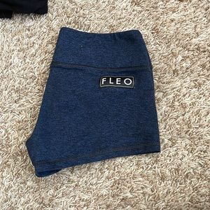 Fleo blue shorts size small